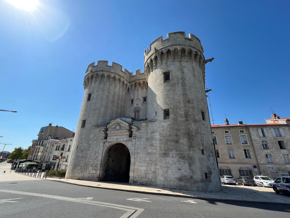 La Cour Du Prince Verdun-sur-Meuse Exterior foto