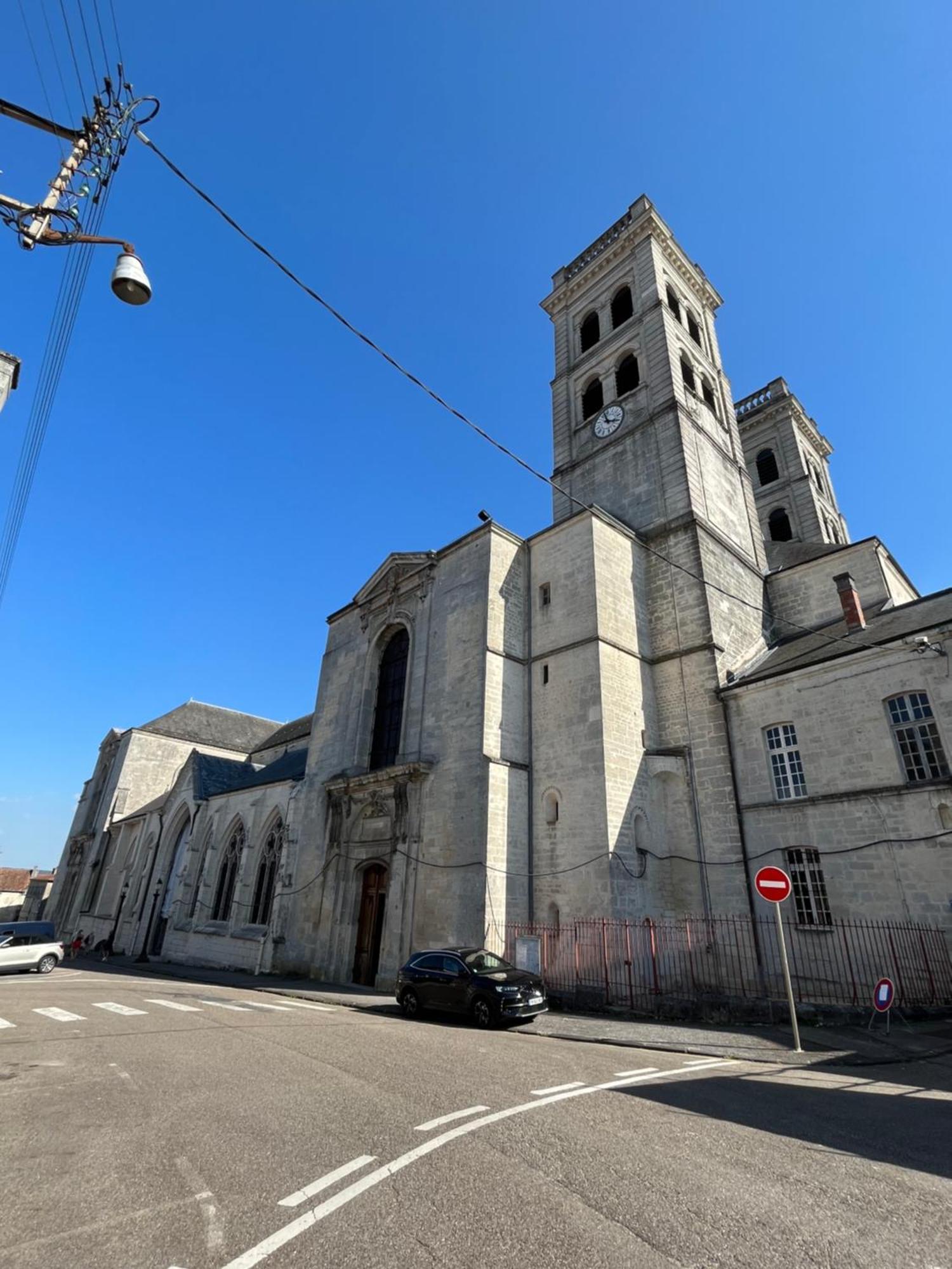 La Cour Du Prince Verdun-sur-Meuse Exterior foto